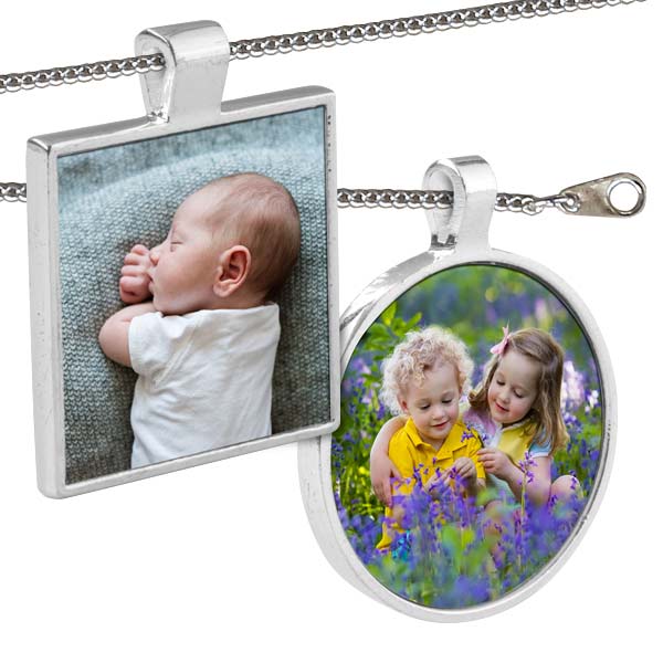 Metal necklaces with chains and featuring your photo on the pendant