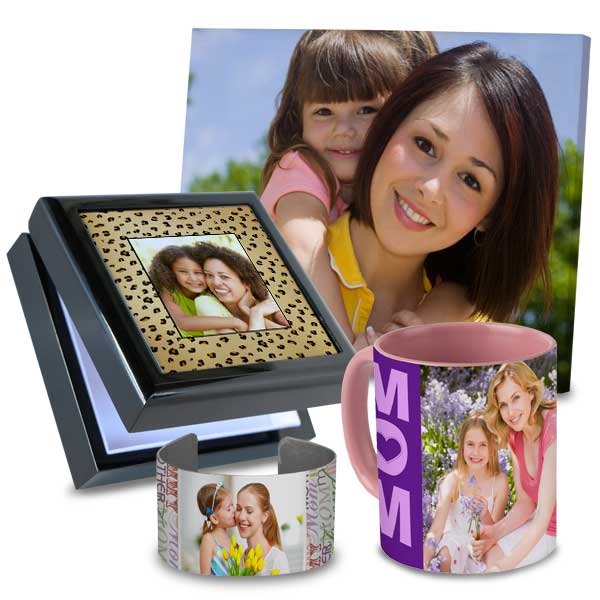 Create a special gift for mom on Mother's Day using photos and text